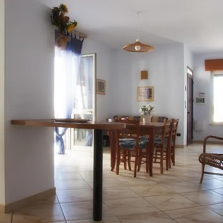 Apartament Lido *